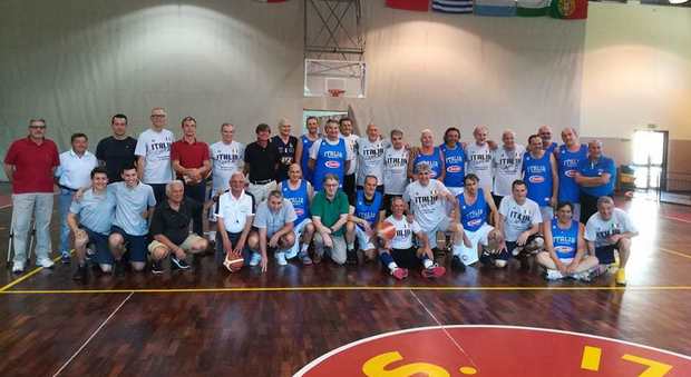 L'avventura dell'Italia over 60 di basket a Napoli