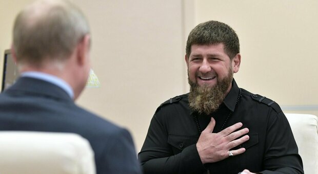 Kadyrov minaccia Zelensky: «Scappa in Occidente prima che sia tardi»