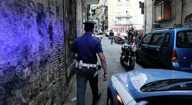 Baby gang, l’allarme dei pm di Napoli: «Armati e pronti a tutto, inseguono il mito di Sibillo»
