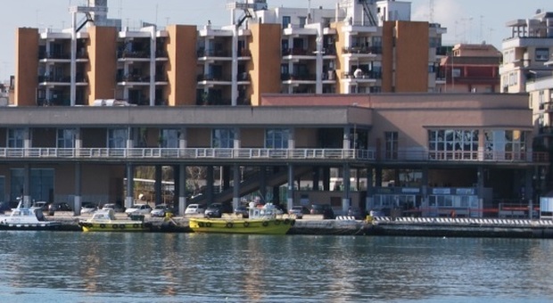 La sede dell'Autorità portuale, vista dal mare
