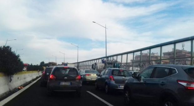 Traffico sul Gra (foto @LuceverdeRoma)