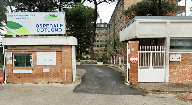 Sanità a Napoli, Luigi D'Emilio (Cisl): «Malati di Aids in attesa di sala operatoria da 2 anni»