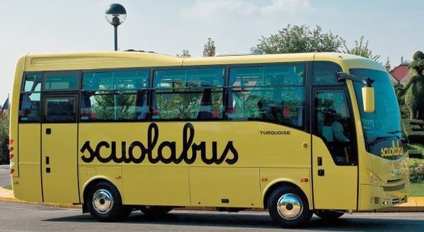 Autista non supera test alcolemico: bloccato scuolabus pieno di bimbi