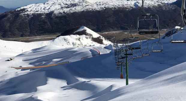 Ovindoli, piste aperte dal 6 dicembre: nuovo impianto per lo sci in notturna