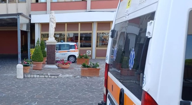 Ambulanze nel Fatebenefratelli