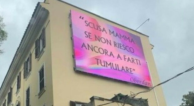 Roma, sepolture in ritardo. L'imprenditore: «I poster in strada non sono serviti, mamma ancora in attesa»