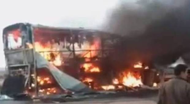 Marocco, in fiamme bus di atleti: almeno 33 morti