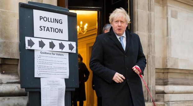 Regno Unito al voto, Johnson in calo: la Brexit è in bilico