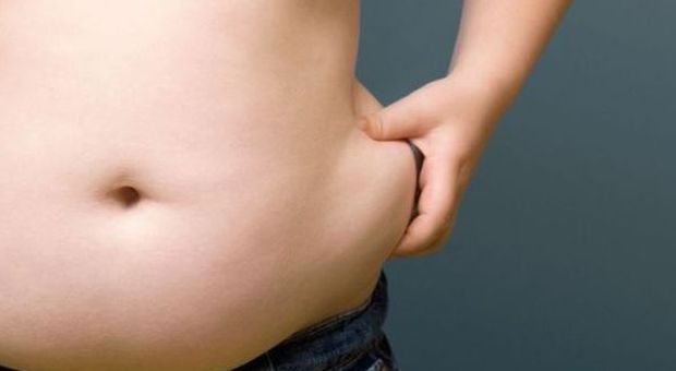 Gran Bretagna, obeso a 5 anni pesa 70 chili. Gli esperti: «Una tragedia»