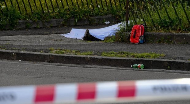Napoli, il retroscena choc del delitto al rione Villa: volevano uccidere anche il bambino