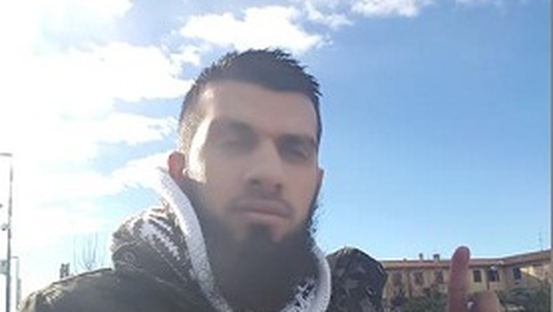 Terrorismo, kosovaro arrestato a Brescia: radicalizzava il figlioletto di pochi anni