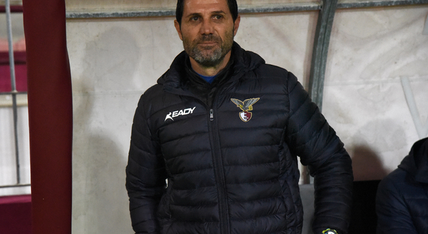 Gaetano Fontana, 49 anni, da oggi ex allenatore del Fano