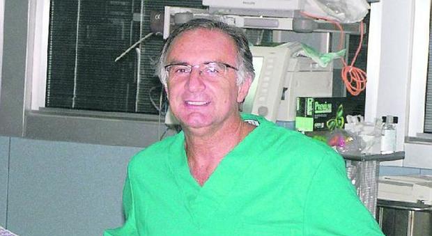 Coronavirus Napoli, il primario guarito: «Questo virus è subdolo ma il farmaco anti-artrite mi ha spento l'incendio»