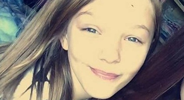 Angélique Six, trovata morta a 13 anni. Il killer: «L'ho portata a casa mia per stuprarla»
