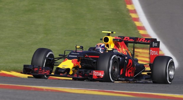 Gp Belgio, le Red Bull dominano le seconde libere
