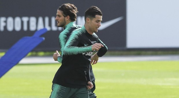 Portogallo, il ct Fernando Santos su Cristano Ronaldo: «Sta bene e domani gioca»