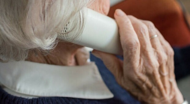 Truffa telefonica (al cellulare e sul fisso) a Tavernelle, nonnina non si fa persuadere e avvisa la polizia