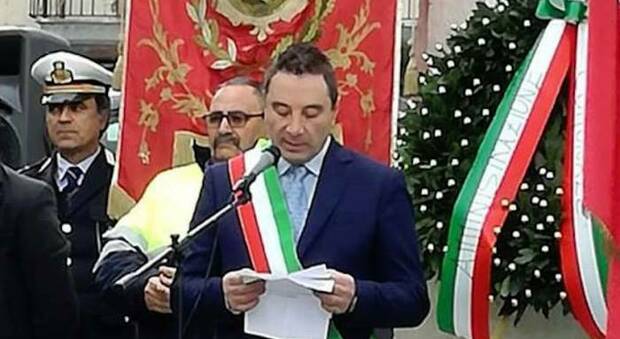«Tangenti al Comune di Cusano Mutri», in due a processo con il sindaco