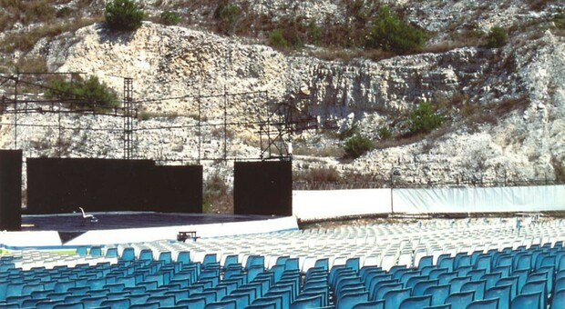 Il teatro alle Cave di Sirolo