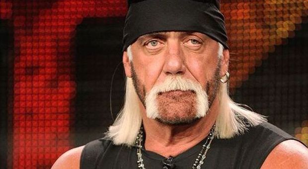 Hulk Hogan, il campione di Wrestling cancellato dalla federazione per un'intervista razzista