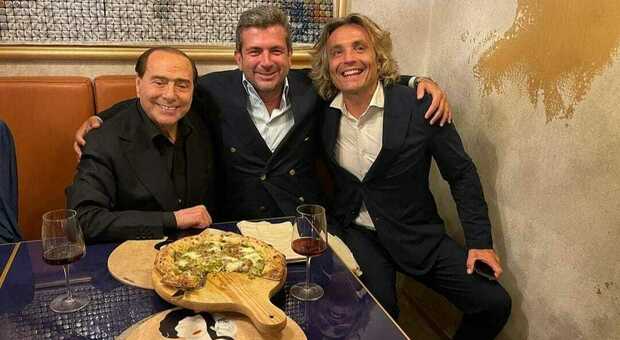 Berlusconi, pizza napoletana a Milano da “Sophia Loren Restaurant"
