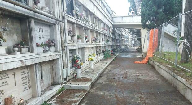 Roma, rubava i soldi dei diritti cimiteriali in pieno lockdown, cassiera del Verano sotto accusa