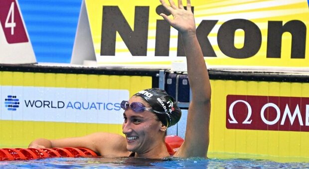 Mondiali di nuoto, esulta ancora l'Italia: Ceccon d'argento nei 100 dorso, secondo posto anche per Quadarella nei 1500 stile libero