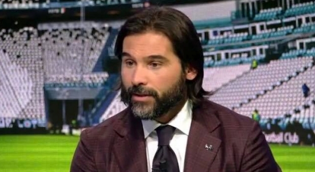 Calcio, il valzer dei commentatori tv: Dazn corteggia Adani, Pirlo new entry a Sky, Mauro ancora “svincolato”
