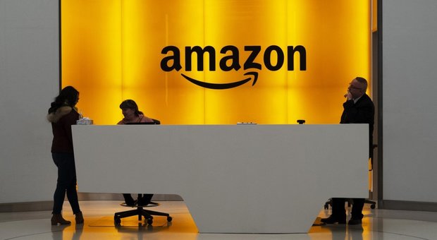 Amazon sempre più integrata con il territorio reatino sostiene l'associazione «Mauro Giuliani» di Poggio Nativo