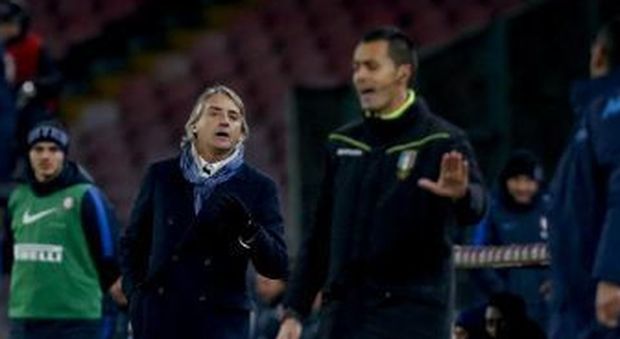 Mancini intervistato dalle Iene, ha accettato le scuse di Sarri. Il tecnico azzurro: «Giusto che gli omosessuali si sposino»