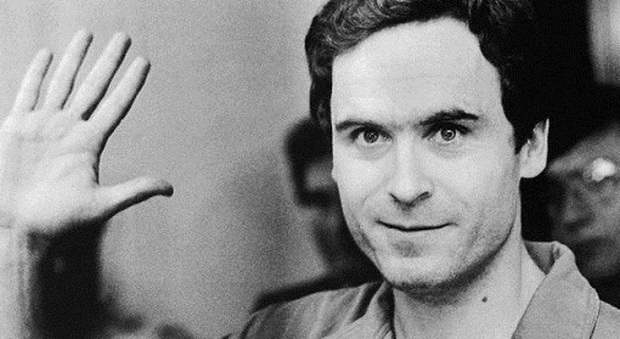 Il serial killer Ted Bundy in una foto degli anni Settanta