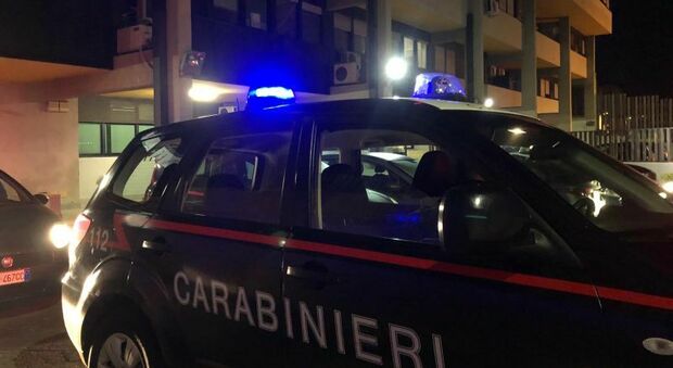 Blitz antidroga a Tor Bella Monaca: arrestato giovane di Viterbo con coca e hashish
