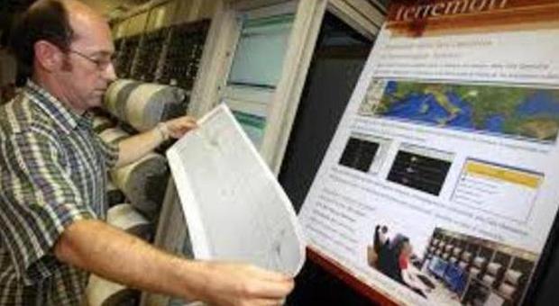 Terremoto, 17 scosse nelle Marche: tremano Ancona e il Pesarese