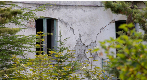 Terremoto in Irpinia, 40 anni dopo l'occasione persa delle scuole sicure