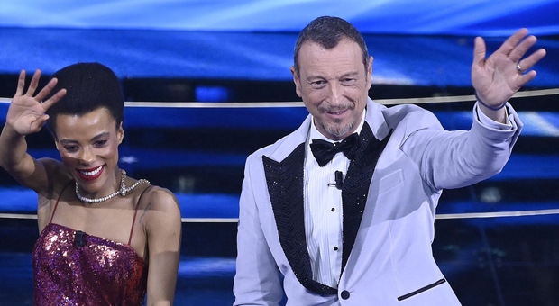 Sanremo 2022, ascolti seconda serata: Amadeus ancora da record. 11,3 milioni e oltre il 55% di share