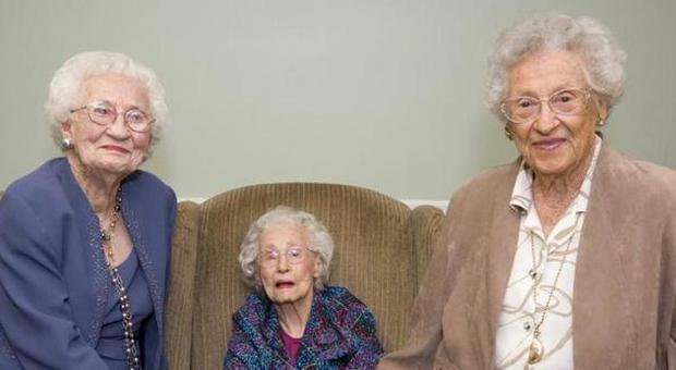 Le tre sorelle ultracentenarie Rubye, Ruth e Rose