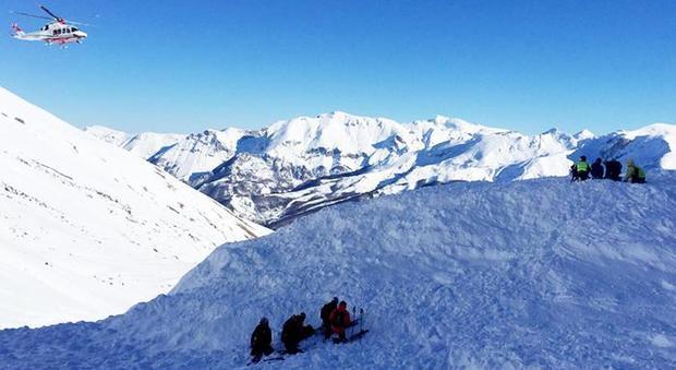 Valanga sulle Alpi nel cuneese: morto uno sciatore, ferito l'amico
