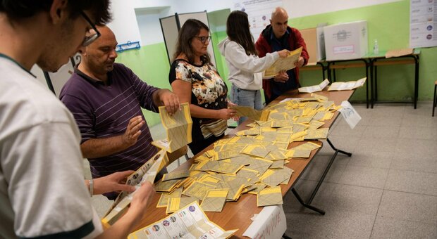 Elezioni Politiche 2022, in Abruzzo crolla l'affluenza: dato definitivo al 63%