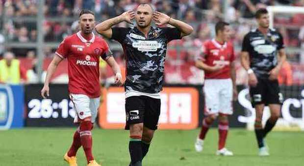 Bojinov e la rete segnata con la Ternana nel derby a Perugia, "Le Fere si affidino a Lucarelli, che di derby e di gol se ne intende"