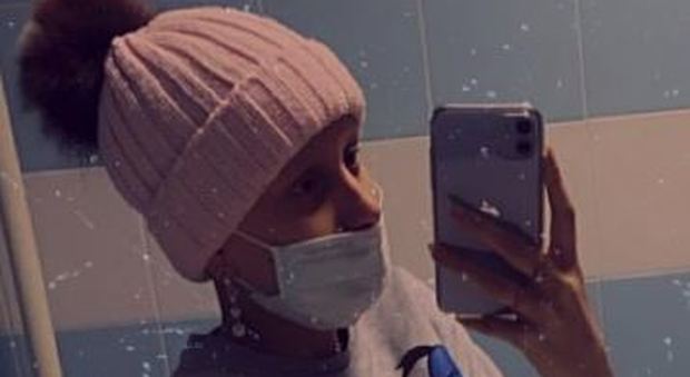 Elena, 16 anni, lotta contro il linfoma: «Non mi arrendo, sogno la discoteca»