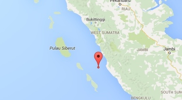 Forte scossa di terremoto a Sumatra, magnitudo 6.5 -Live Twitter