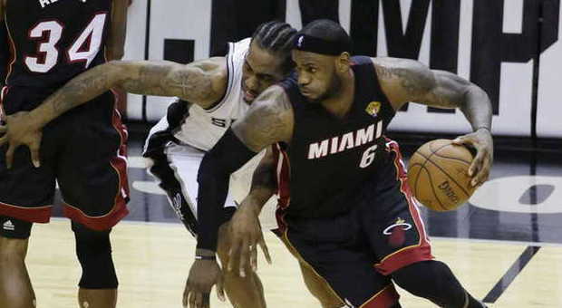 NBA, LeBron James si svincola da Miami e diventa free agent