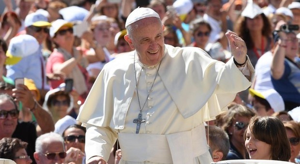 Quattro cardinali contro Papa Francesco: «Troppa confusione sulla comunione ai divorziati»