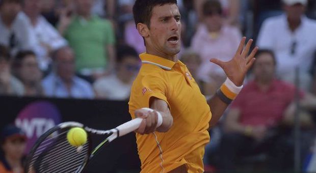 Djokovic supera in due set Federer Quarto trionfo nel torneo di Roma