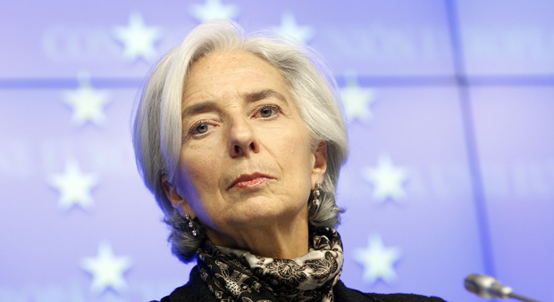 Lagarde condannata per negligenza nel caso Tapie. Fmi: «Piena fiducia»