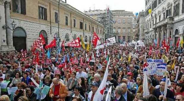 Roma, i sindacati sul caso salari accessori: pronti allo sciopero generale