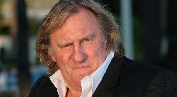 Gerard Depardieu: «Ho ucciso due leoni e me li sono mangiati»