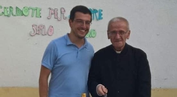 Don Luigi Rispoli, festa grande a Castellammare per i 70 anni di sacerdozio