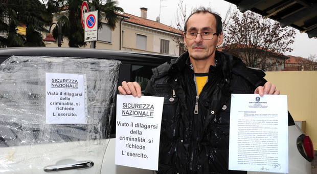 Giovanni Romagnollo durante una delle sue protesta contro la micro-criminalità