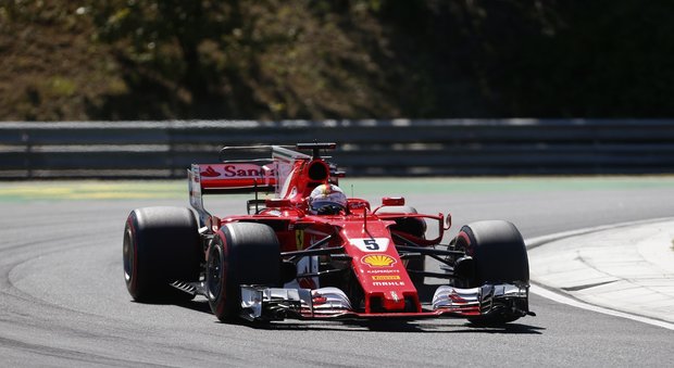 Ferrari da urlo, in Ungheria prima fila tutta Rossa: pole di Vettel, secondo Raikkonen